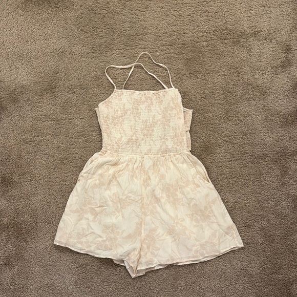 American Eagle Outfitters Pants - American Eagle Outfitters Cream Floral Romper